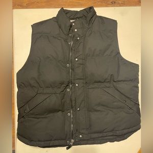Black puffer vest